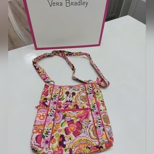 Vera Bradley Disney Parks Bouncing Bouquet Hipster